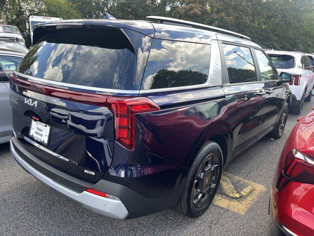 new 2025 Kia Carnival Hybrid car, priced at $44,360