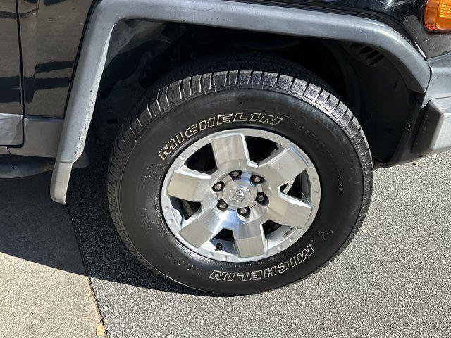 used 2007 Toyota FJ Cruiser car, priced at $9,950
