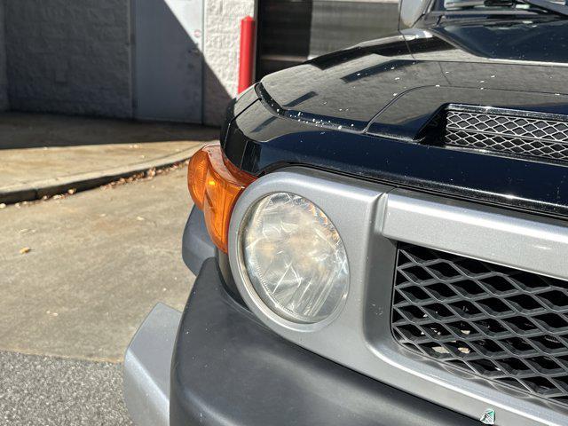 used 2007 Toyota FJ Cruiser car, priced at $9,950