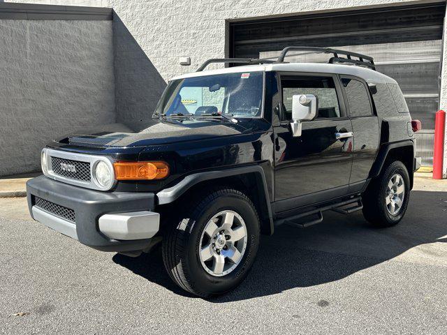 used 2007 Toyota FJ Cruiser car, priced at $9,950