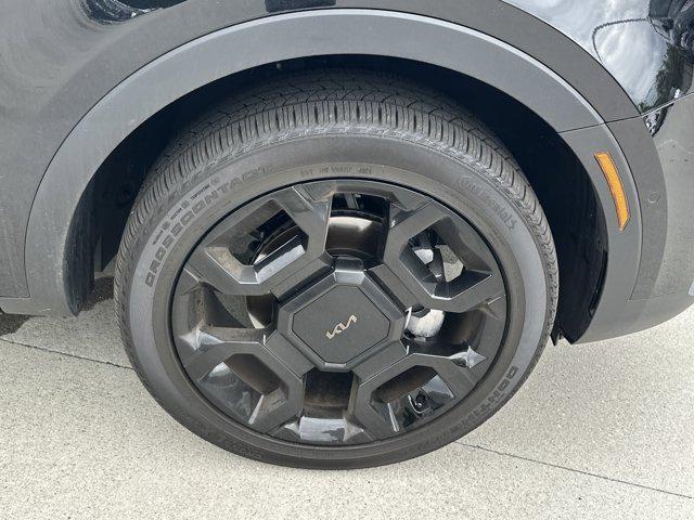 used 2025 Kia Sorento car, priced at $39,987