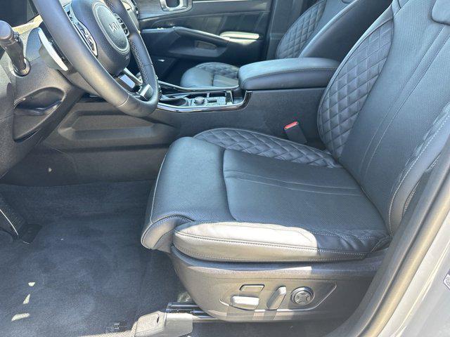 used 2022 Kia Sorento car, priced at $36,880