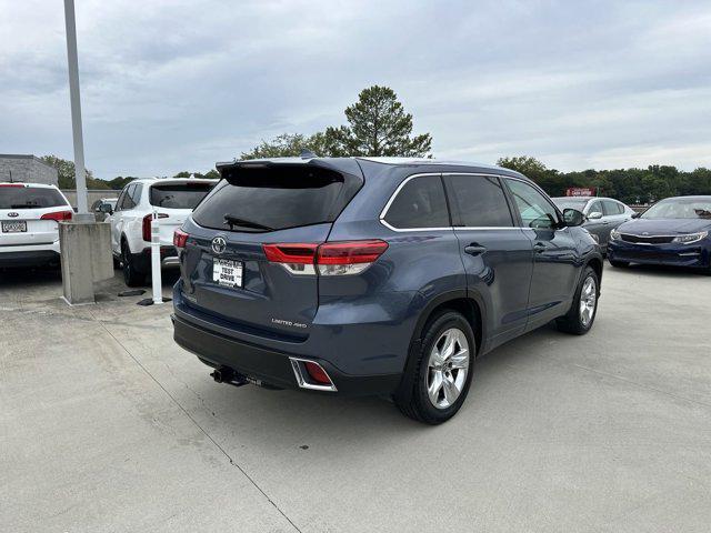 used 2018 Toyota Highlander car, priced at $23,935