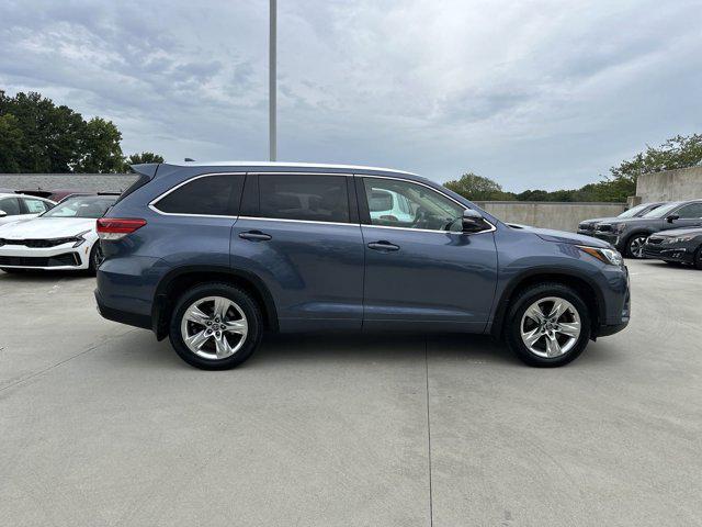 used 2018 Toyota Highlander car, priced at $23,935