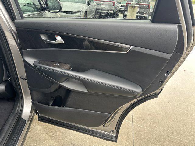used 2018 Kia Sorento car, priced at $9,428