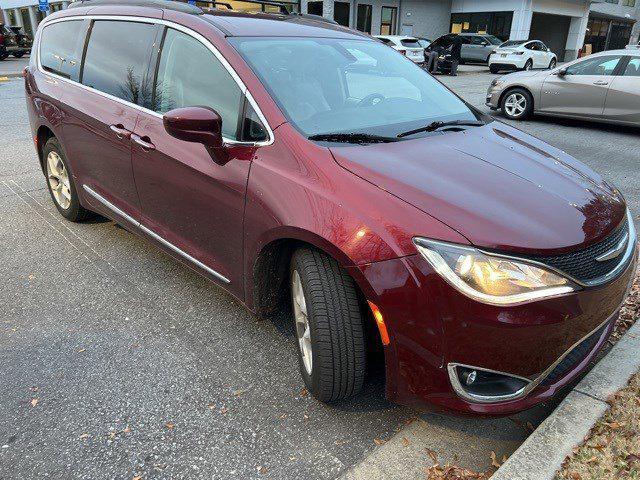 used 2017 Chrysler Pacifica car, priced at $13,394