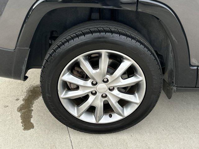 used 2018 Jeep Cherokee car, priced at $15,954