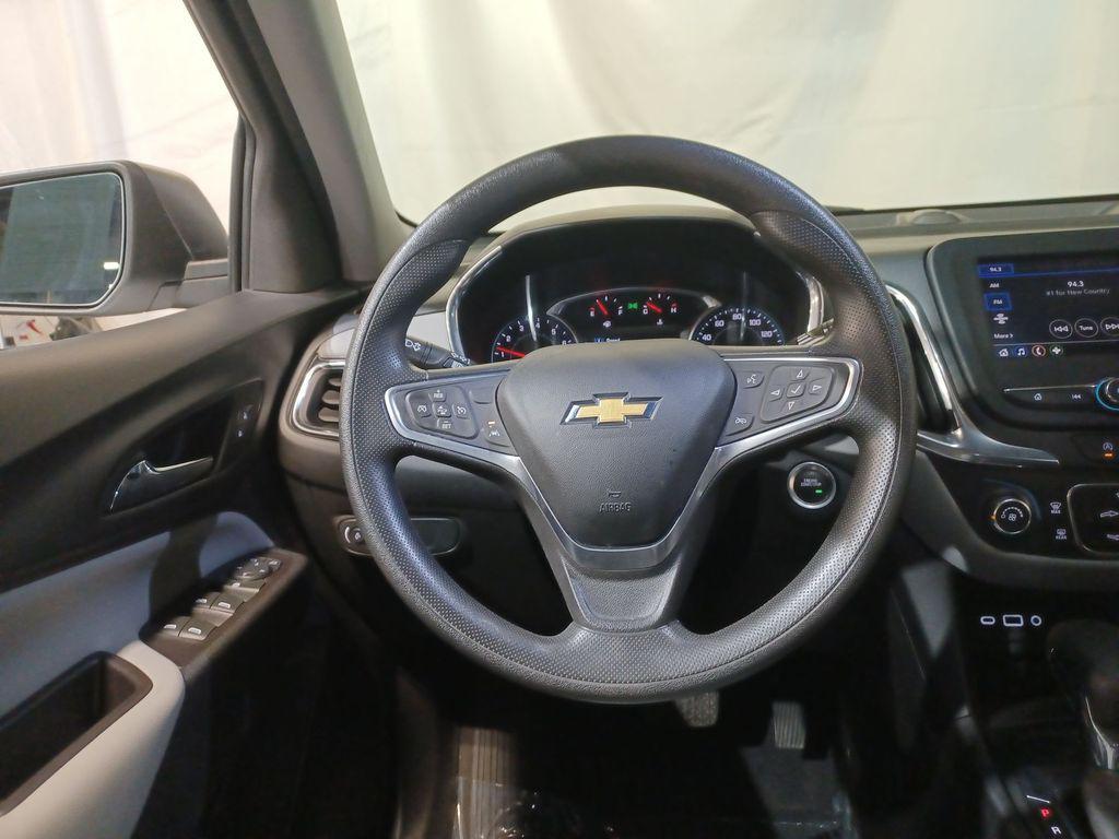 used 2022 Chevrolet Equinox car, priced at $18,501