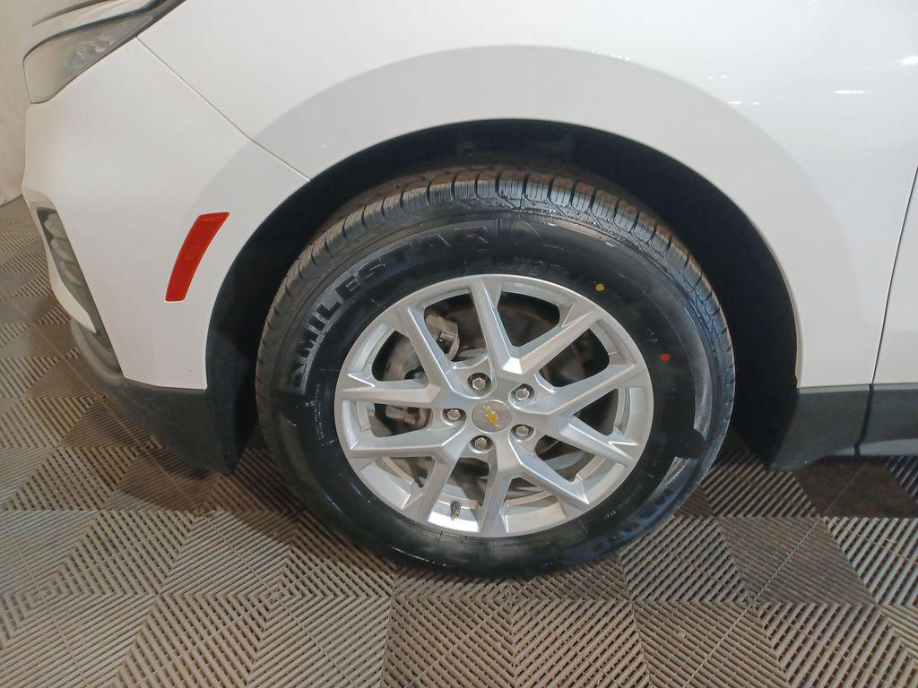 used 2022 Chevrolet Equinox car, priced at $18,501