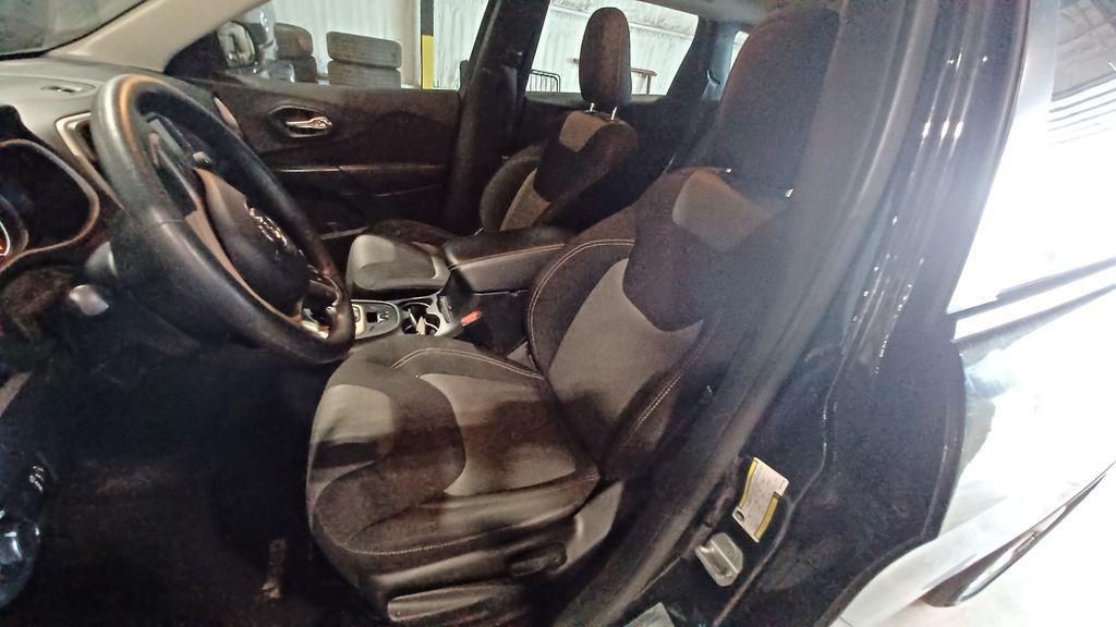 used 2016 Jeep Cherokee car, priced at $9,906