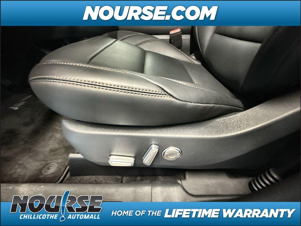 new 2025 Lincoln Nautilus car