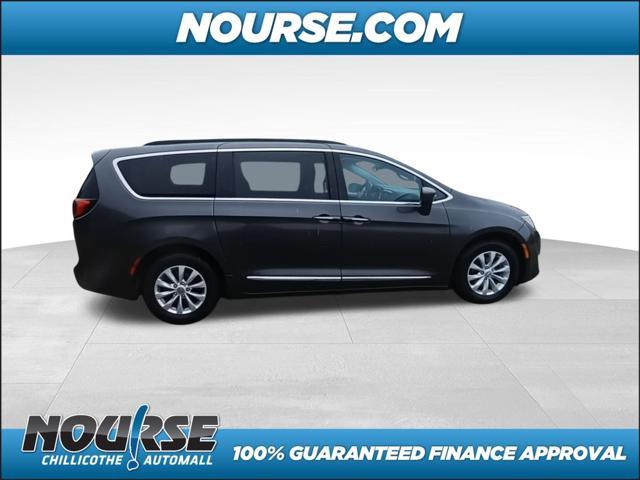 used 2017 Chrysler Pacifica car, priced at $11,521