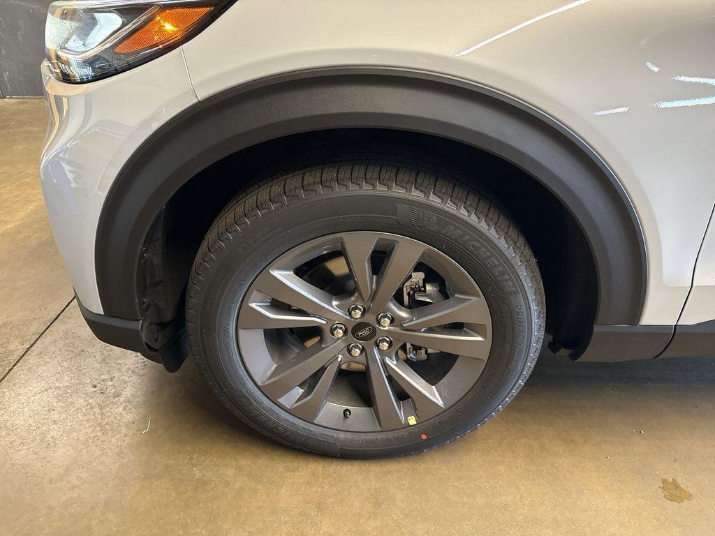 new 2026 Ford Explorer car, priced at $47,051