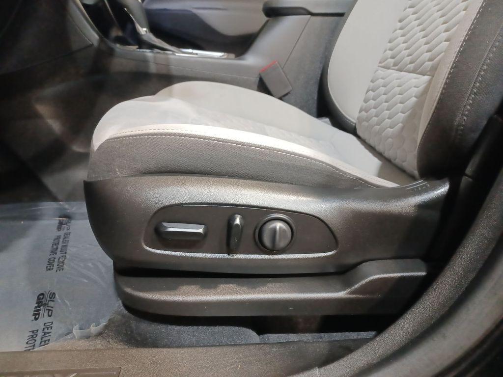 used 2021 Chevrolet Equinox car, priced at $16,681