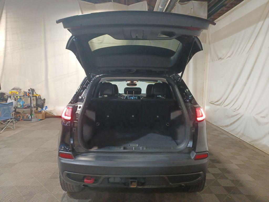 used 2022 Jeep Cherokee car, priced at $23,797