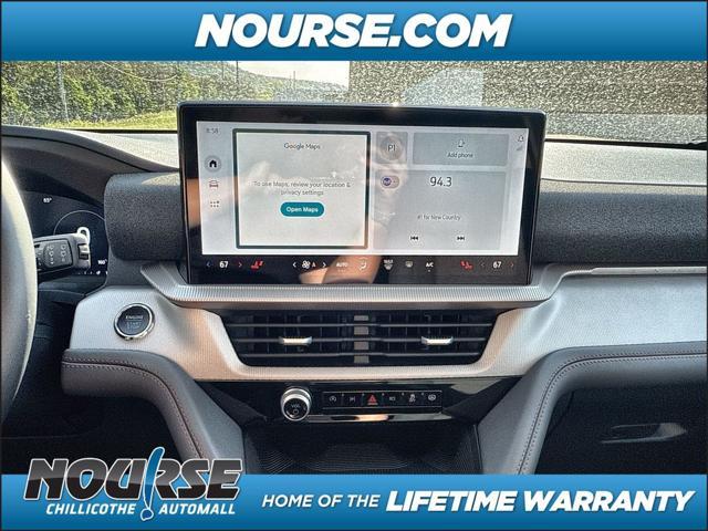 new 2025 Ford Explorer car