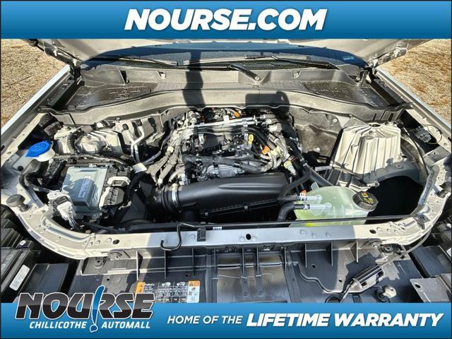 new 2025 Ford Explorer car