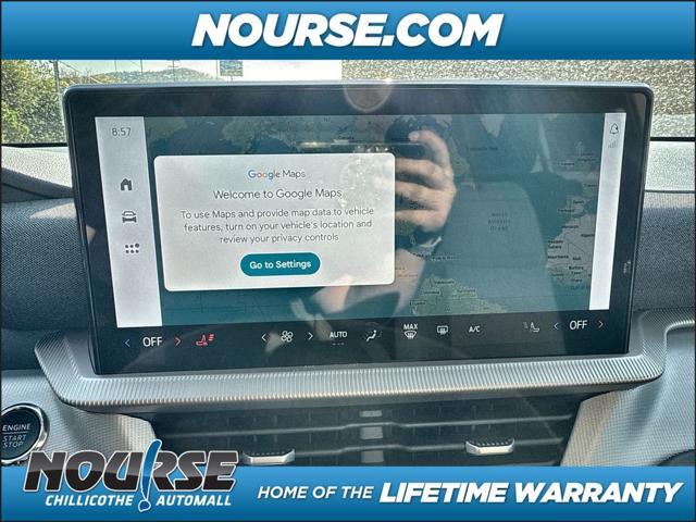 new 2025 Ford Explorer car