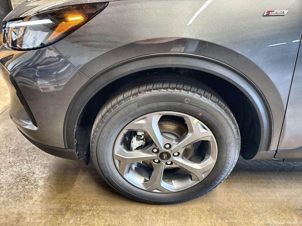 new 2026 Ford Escape car, priced at $31,654