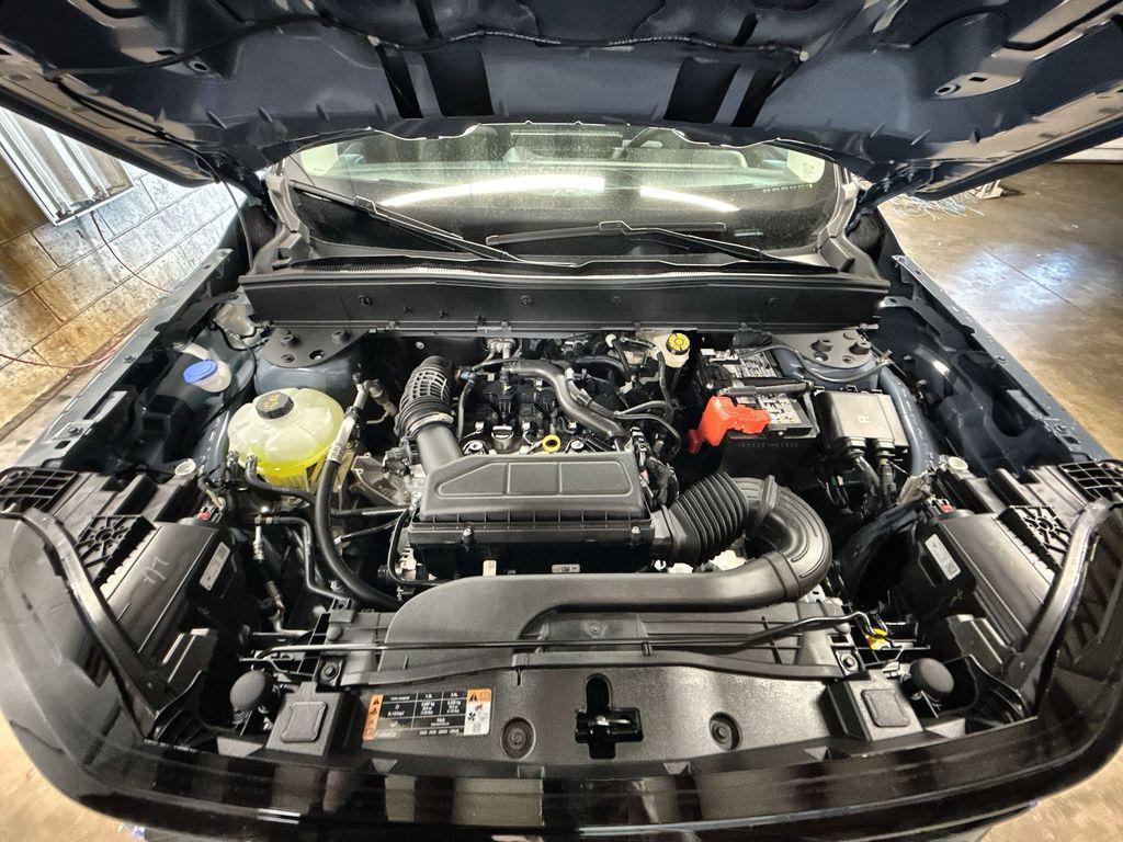 new 2025 Ford Bronco Sport car, priced at $36,870