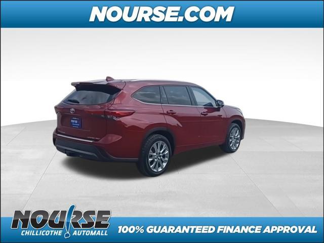 used 2020 Toyota Highlander car, priced at $26,875
