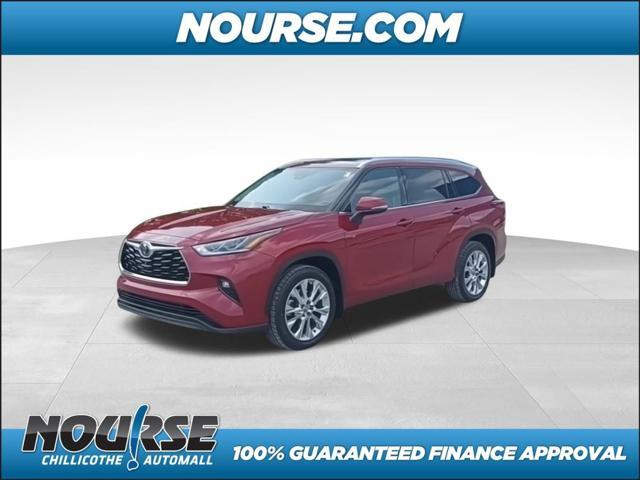 used 2020 Toyota Highlander car, priced at $26,875