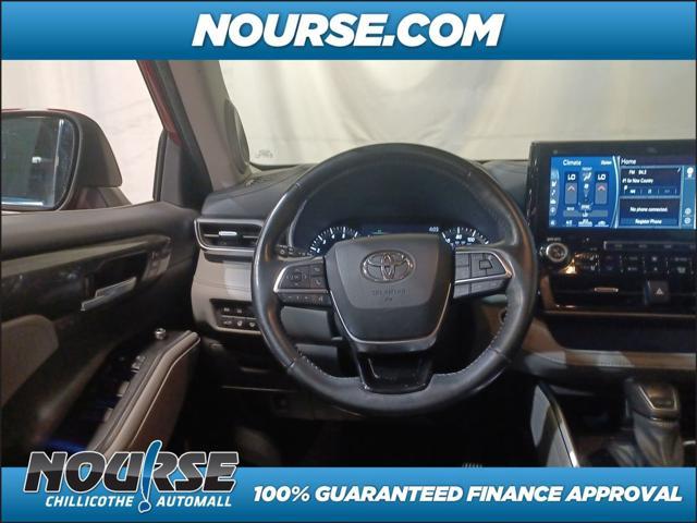 used 2020 Toyota Highlander car, priced at $26,875