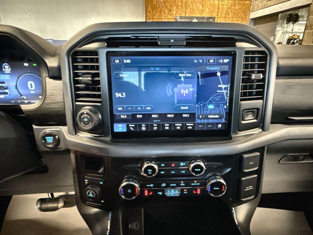 new 2025 Ford F-150 car