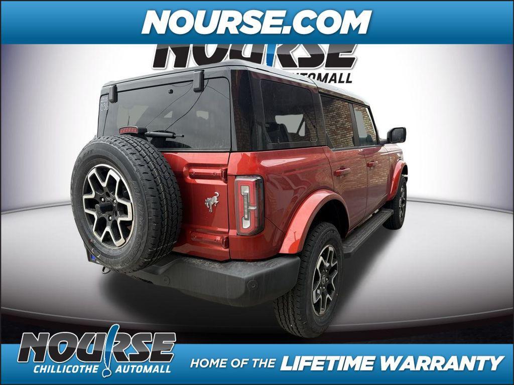 new 2024 Ford Bronco car, priced at $50,277