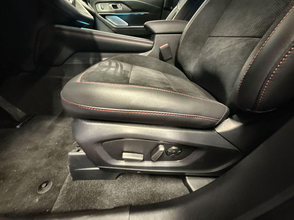 new 2025 Ford Explorer car