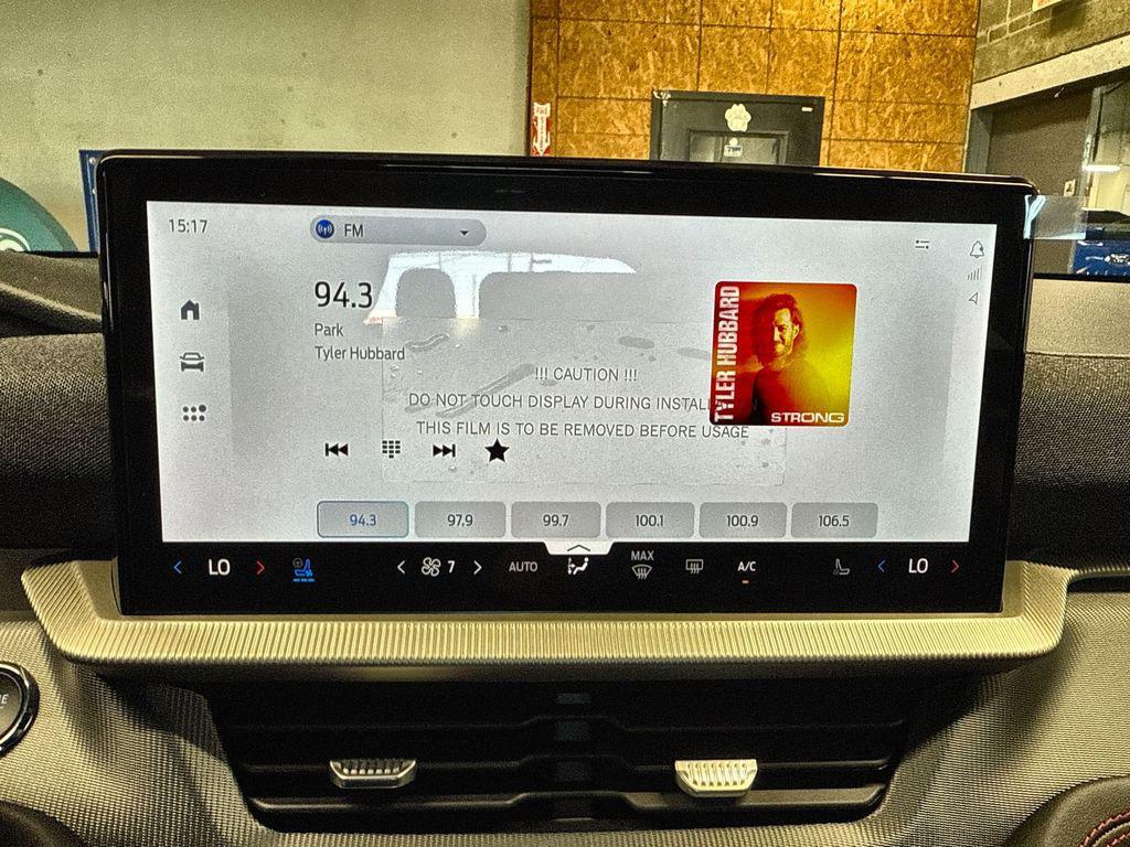 new 2025 Ford Explorer car