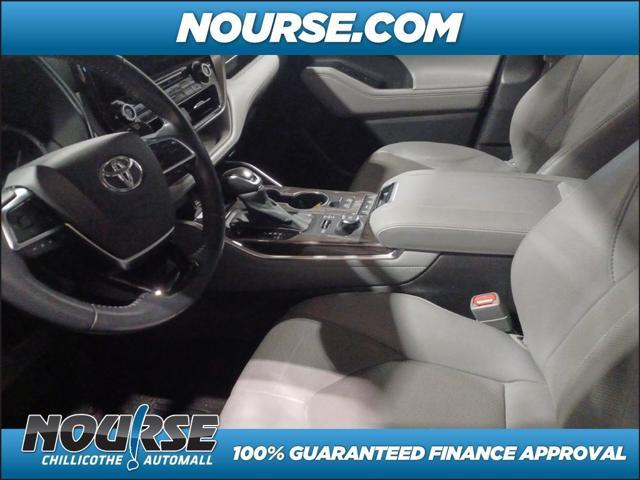 used 2021 Toyota Highlander car, priced at $37,159