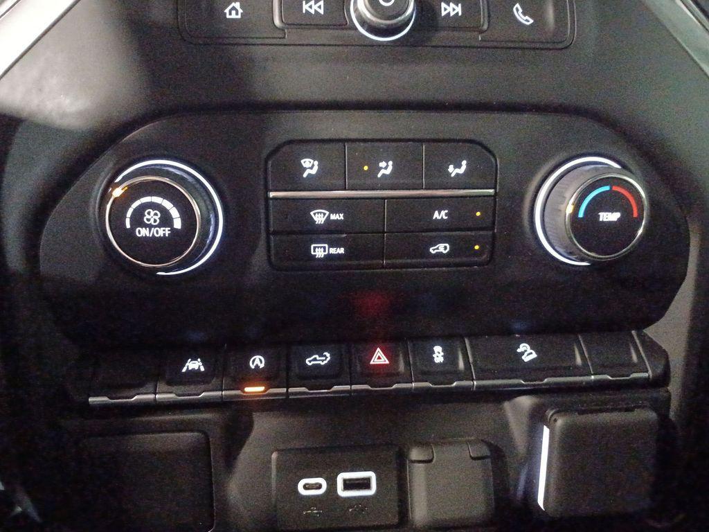 used 2022 Chevrolet Silverado 1500 car, priced at $36,925