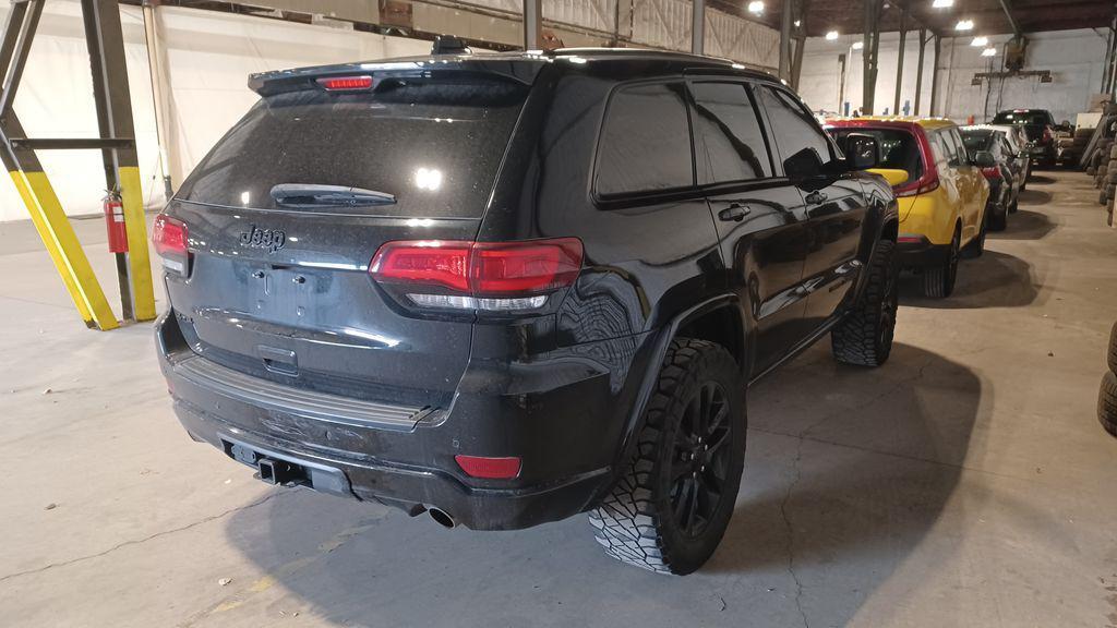 used 2021 Jeep Grand Cherokee car