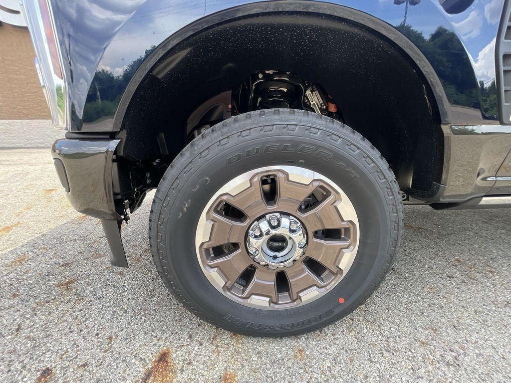 new 2025 Ford F-250 car, priced at $87,028
