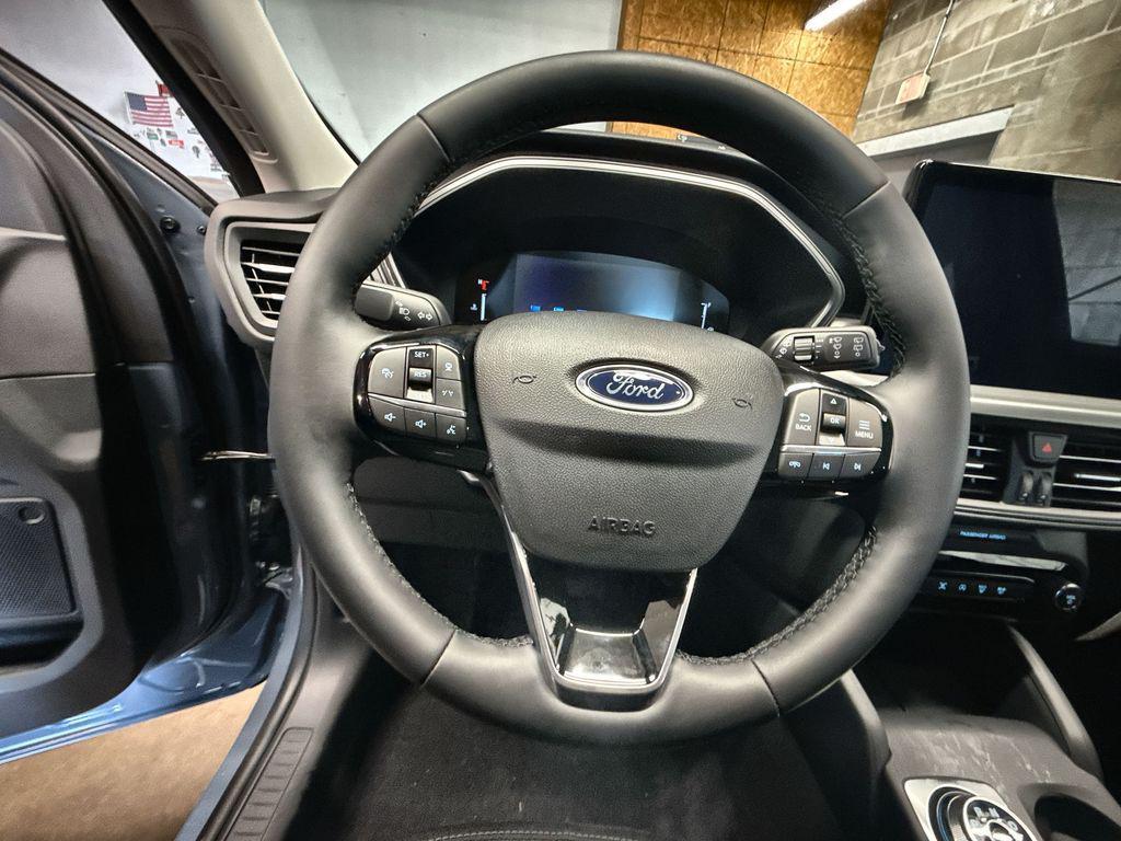 new 2025 Ford Escape car, priced at $28,295