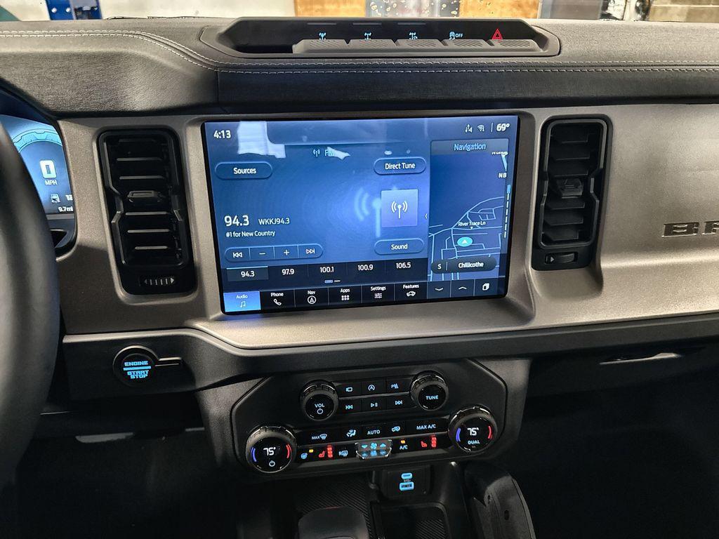 new 2025 Ford Bronco car, priced at $59,271