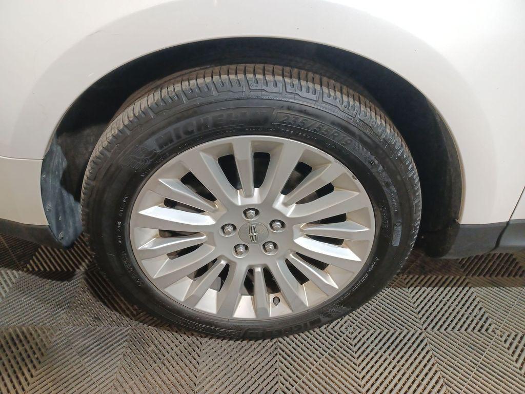 used 2012 Lincoln MKT car, priced at $9,995