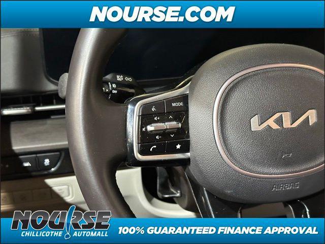 used 2024 Kia Carnival car, priced at $40,002