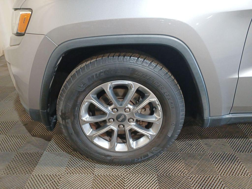 used 2015 Jeep Grand Cherokee car, priced at $12,312