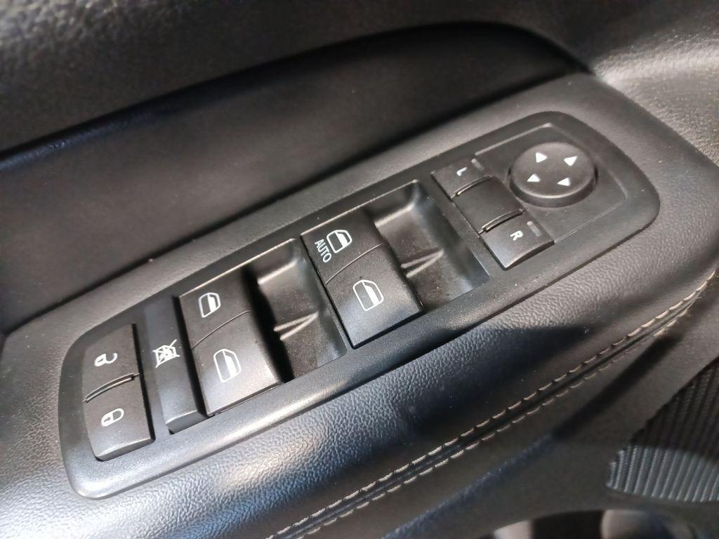 used 2015 Jeep Grand Cherokee car, priced at $12,312