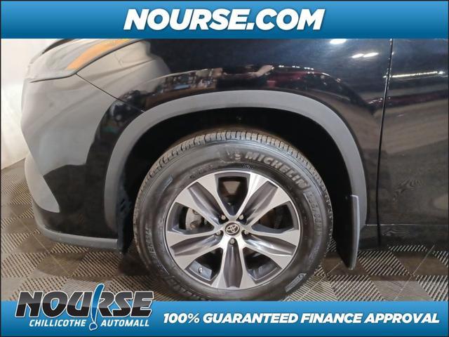 used 2022 Toyota Highlander car, priced at $38,010