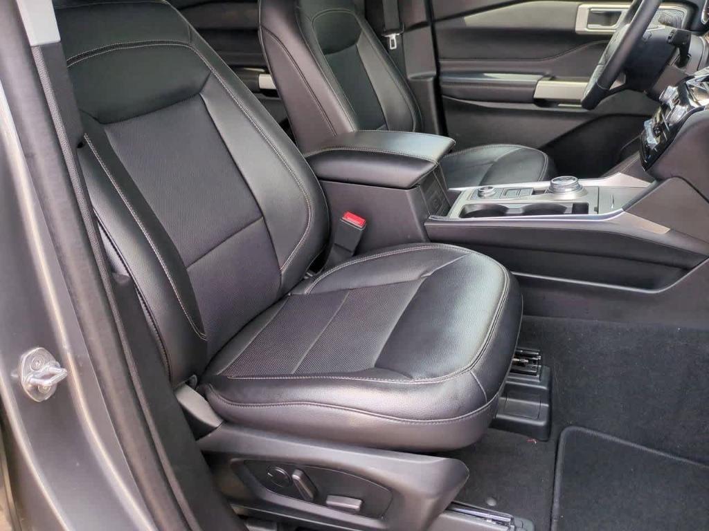 used 2023 Ford Explorer car, priced at $35,187