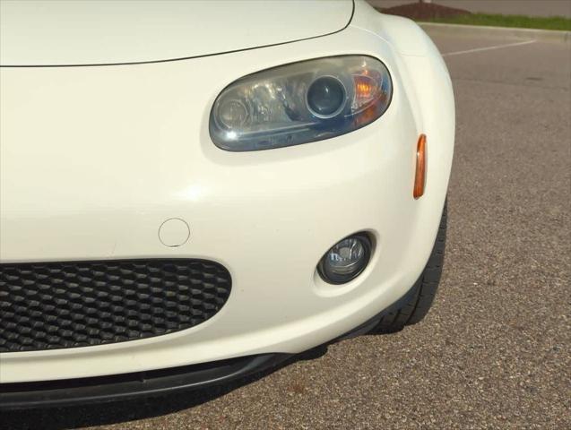 used 2008 Mazda MX-5 Miata car, priced at $15,797