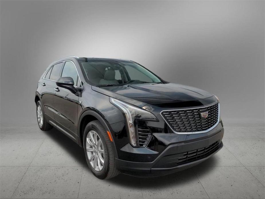 used 2022 Cadillac XT4 car, priced at $31,000