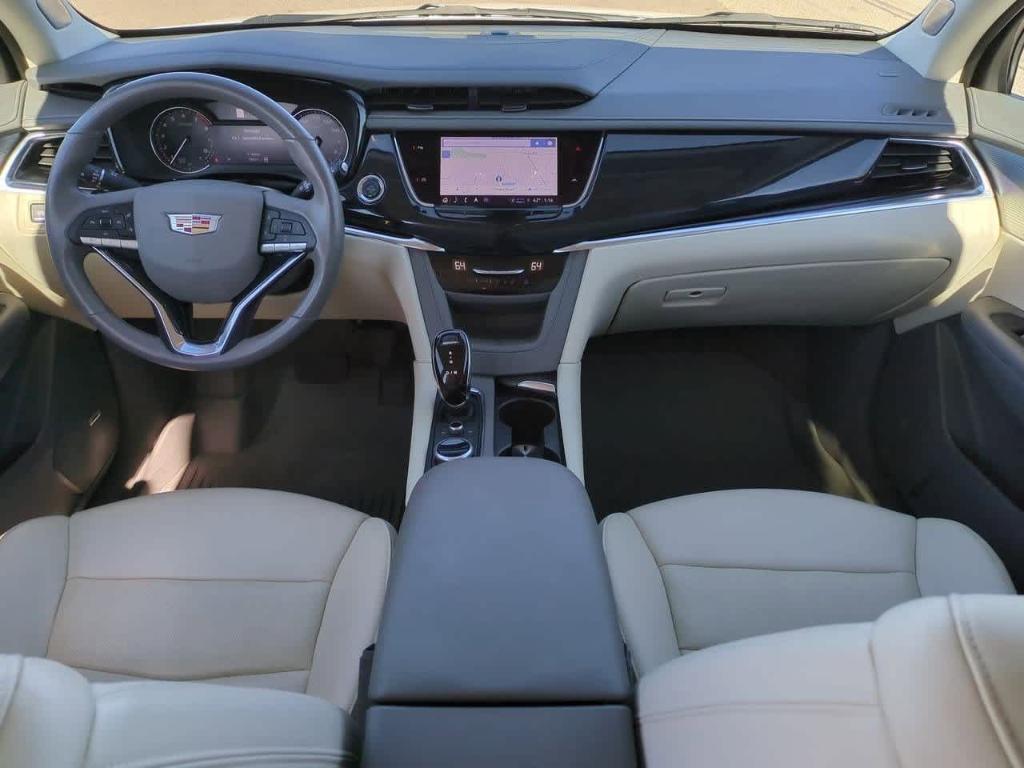 used 2024 Cadillac XT6 car, priced at $41,938