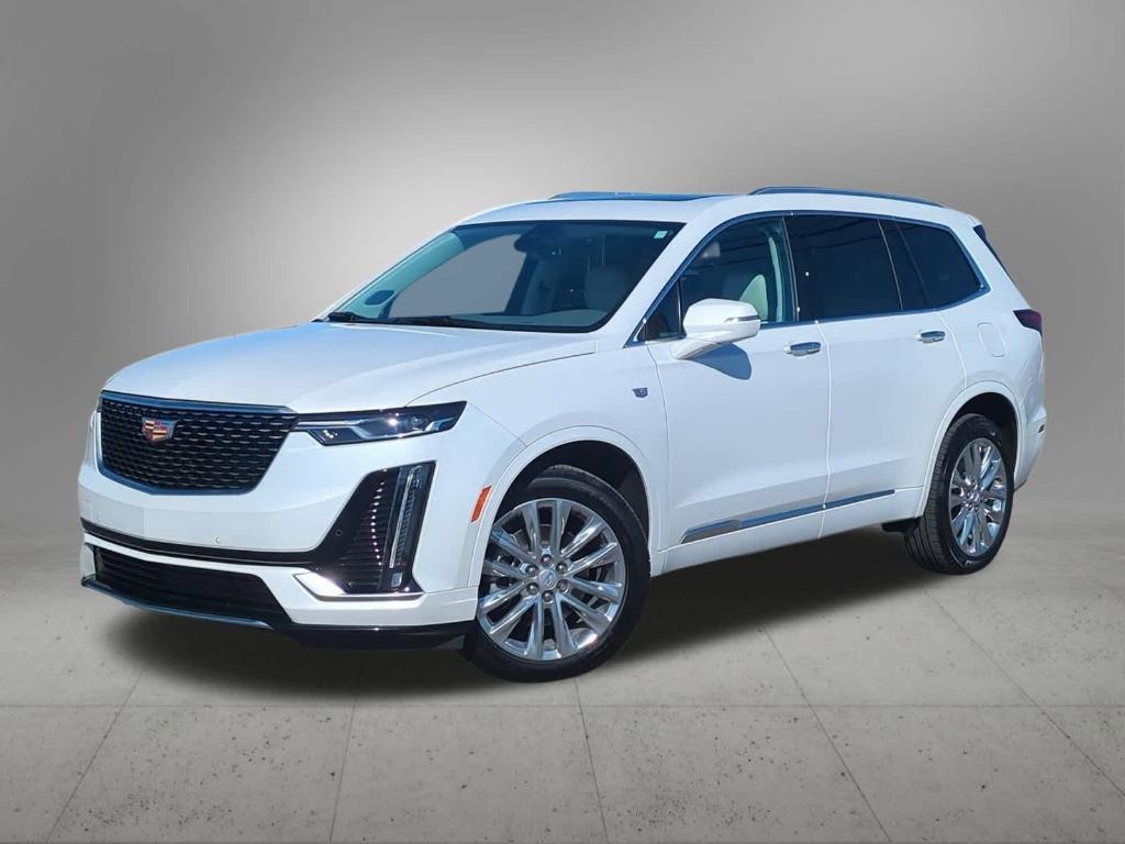 used 2024 Cadillac XT6 car, priced at $41,997