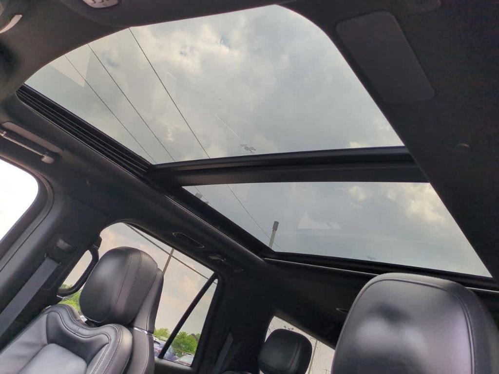 used 2022 Lincoln Navigator L car, priced at $58,066