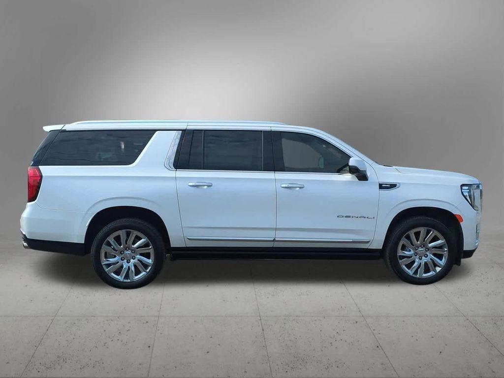 used 2021 GMC Yukon XL car, priced at $40,325