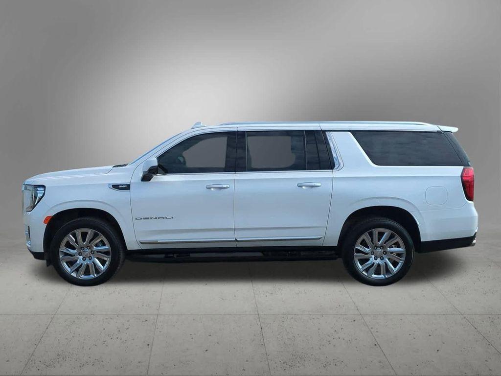 used 2021 GMC Yukon XL car, priced at $40,325